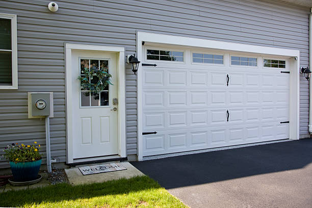 24/7 Emergency Garage Door Panel Replacement experts in Harper County County, OK